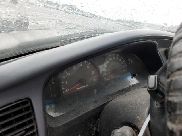 Photo 8 from auction – 2000 TOYOTA 4RUNNER SR with VIN JT3GN86R5Y0165756