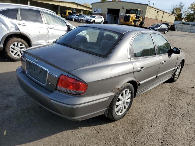 Photo 4 from auction – 2002 HYUNDAI SONATA GLS with VIN KMHWF35HX2A635678