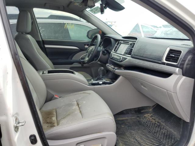 Photo 5 from auction – 2018 TOYOTA HIGHLANDER with VIN 5TDJZRFH6JS892085