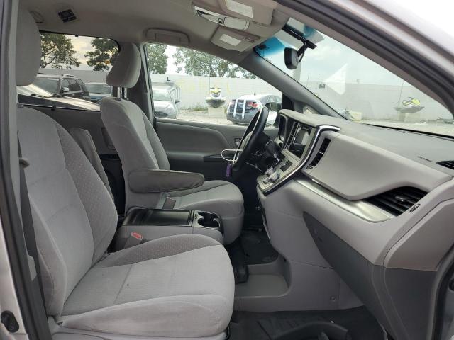Photo 5 from auction – 2015 TOYOTA SIENNA LE with VIN 5TDKK3DC5FS554715