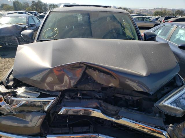 Photo 7 from auction – 2016 TOYOTA 4RUNNER SR with VIN JTEBU5JR3G5317349