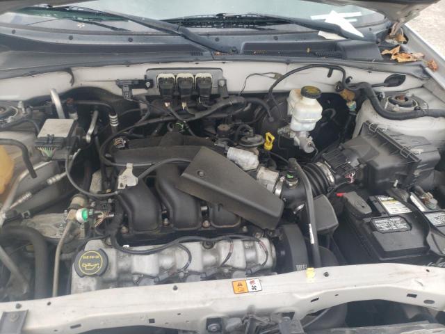 Photo 7 from auction – 2005 FORD ESCAPE LIM with VIN 1FMYU94115KA77479