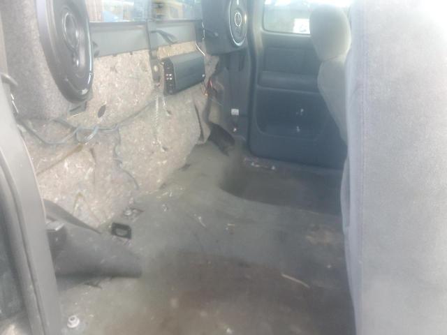Photo 6 from auction – 2004 CHEVROLET SILVERADO with VIN 2GCEC19T241210383