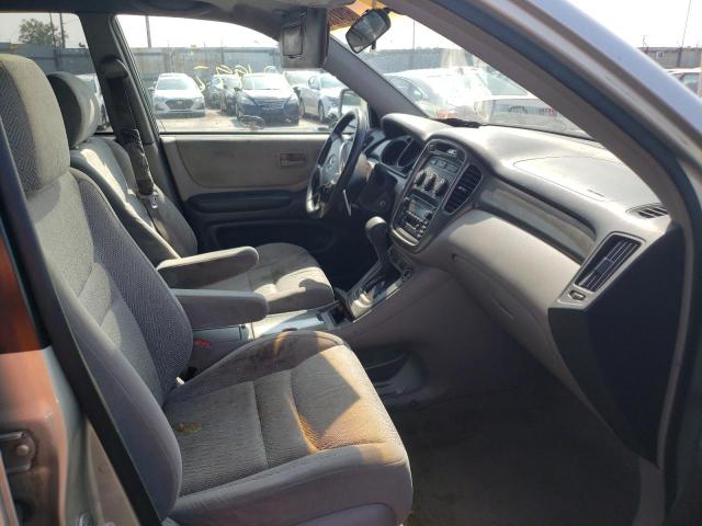 Photo 5 from auction – 2002 TOYOTA HIGHLANDER with VIN JTEGF21A620050545