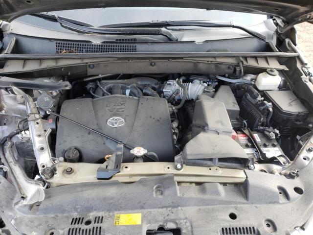 Photo 7 from auction – 2018 TOYOTA HIGHLANDER with VIN 5TDJZRFH8JS543574