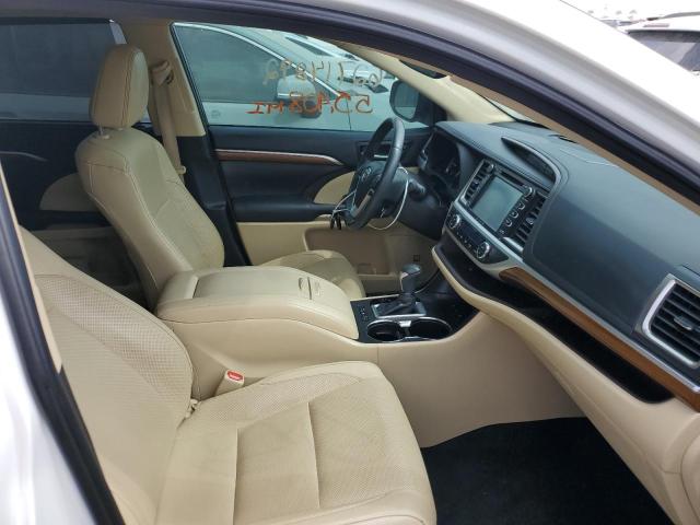 Photo 5 from auction – 2019 TOYOTA HIGHLANDER with VIN 5TDDGRFH1KS061355