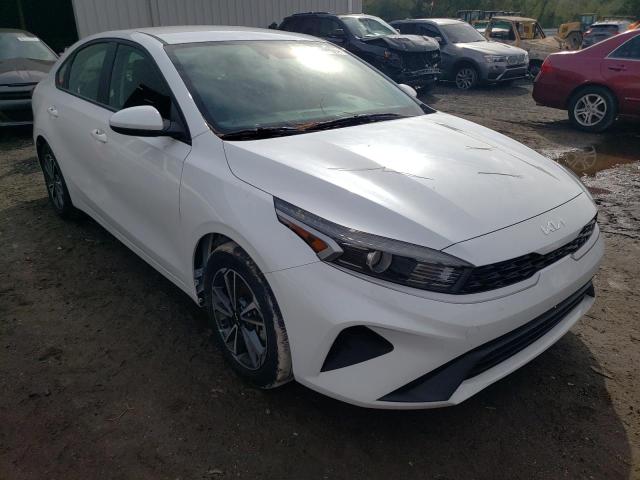 KIA FORTE FE 2022 with VIN 3KPF24AD5NE418727 - Photo from auction