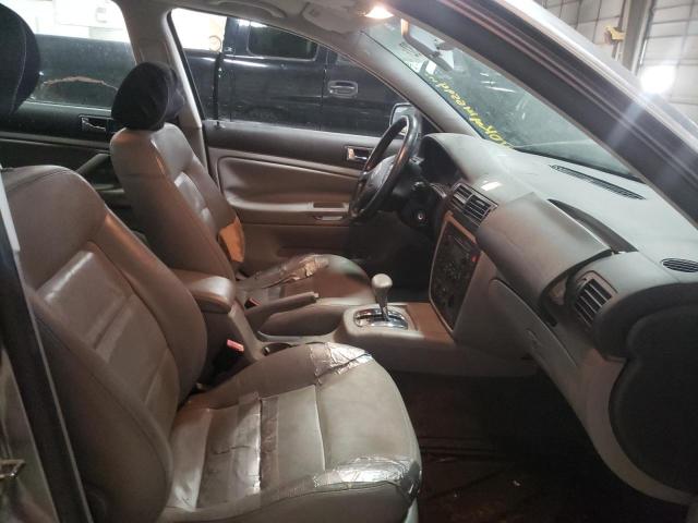 Photo 5 from auction – 2004 VOLKSWAGEN PASSAT GLS with VIN WVWPD63B24P145251