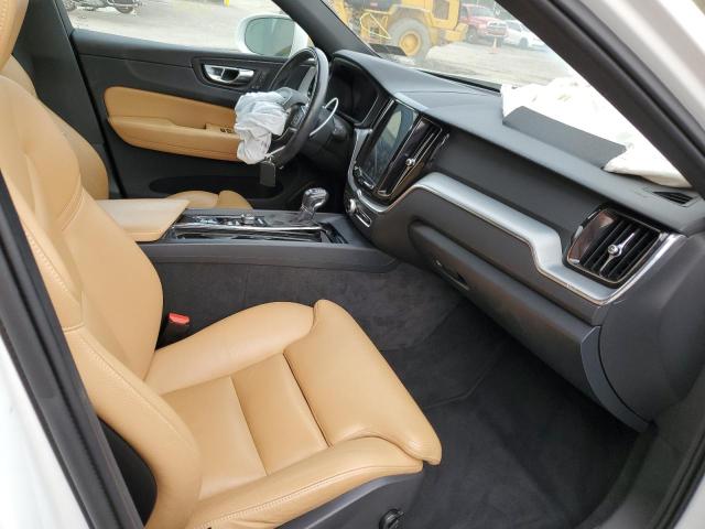 Photo 5 from auction – 2019 VOLVO XC60 T5 with VIN LYV102RK0KB200080