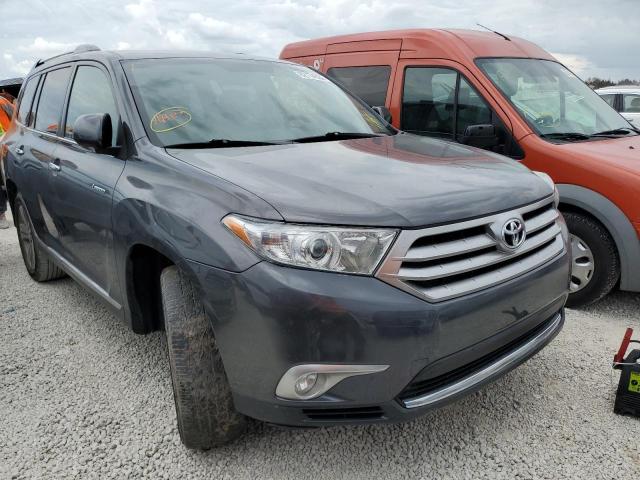 TOYOTA HIGHLANDER 2013 z numerem VIN 5TDYK3EH7DS096032 - Zdjęcie z aukcji
