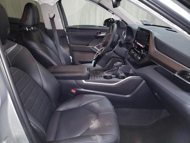 Photo 5 from auction – 2022 TOYOTA HIGHLANDER with VIN 5TDGZRBH1NS245812