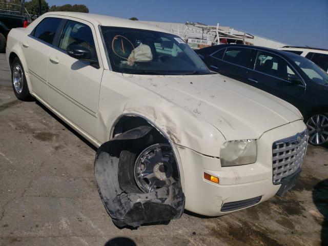 CHRYSLER 300 2007 with VIN 2C3KA43R17H639781 - Photo from auction