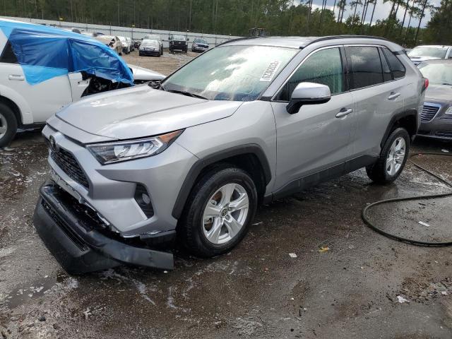 Photo 2 from auction – 2021 TOYOTA RAV4 XLE with VIN 2T3W1RFV9MC138038
