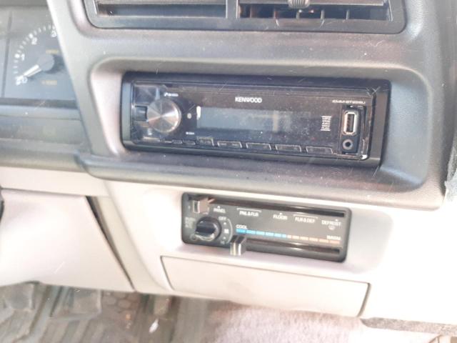 Photo 9 from auction – 1994 MAZDA B3000 CAB with VIN 4F4CR16U2RTM95601