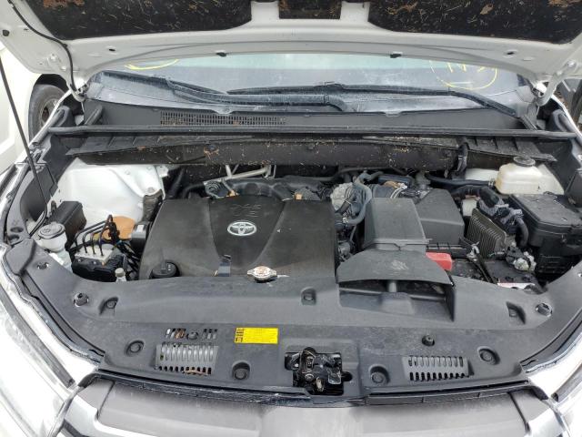 Photo 7 from auction – 2018 TOYOTA HIGHLANDER with VIN 5TDJZRFH6JS892085