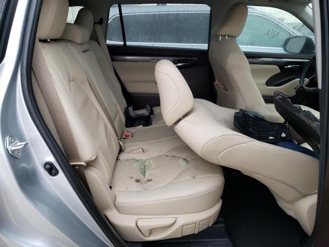 Photo 6 from auction – 2020 TOYOTA HIGHLANDER with VIN 5TDDZRBH4LS021143