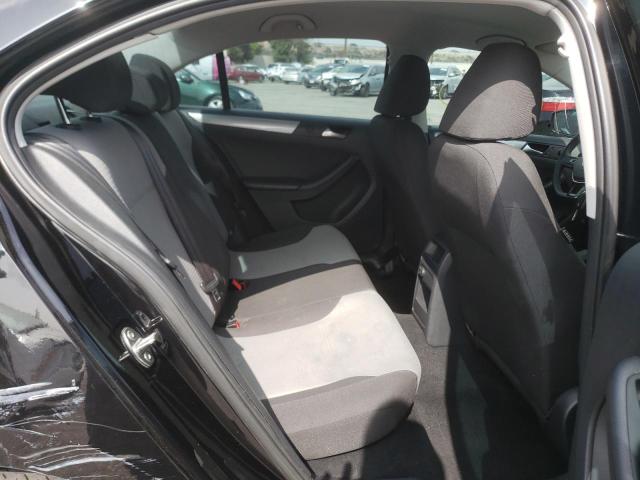 Photo 6 from auction – 2017 VOLKSWAGEN JETTA S with VIN 3VW2B7AJ8HM335659