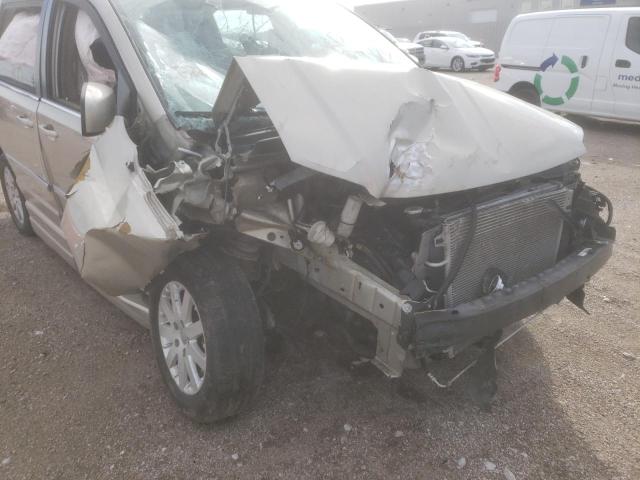 Photo 9 from auction – 2016 CHRYSLER TOWN & COU with VIN 2C4RC1BG7GR283141