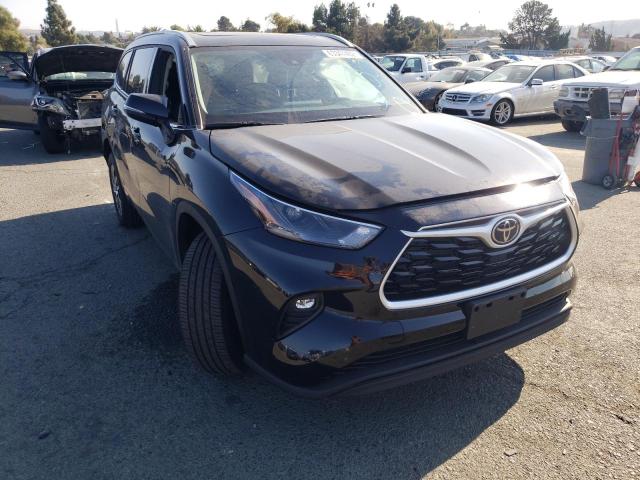 TOYOTA HIGHLANDER 2022 with VIN 5TDGZRAH2NS543044 - Photo from auction