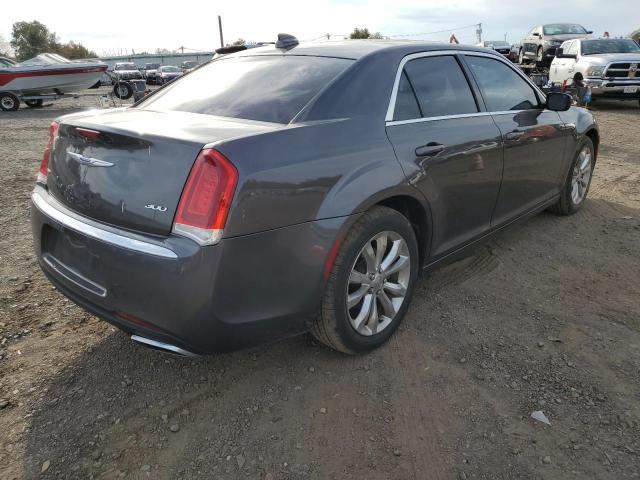 Photo 4 from auction – 2018 CHRYSLER 300 TOURIN with VIN 2C3CCARG4JH254998