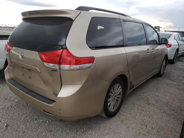 Photo 4 from auction – 2012 TOYOTA SIENNA XLE with VIN 5TDYK3DC0CS235664