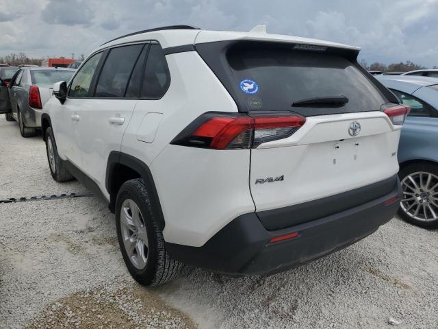 Photo 3 from auction – 2019 TOYOTA RAV4 XLE with VIN JTMW1RFV4KD010931