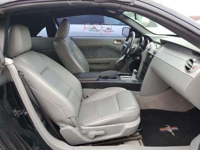 Photo 5 from auction – 2005 FORD MUSTANG with VIN 1ZVFT84N655234236