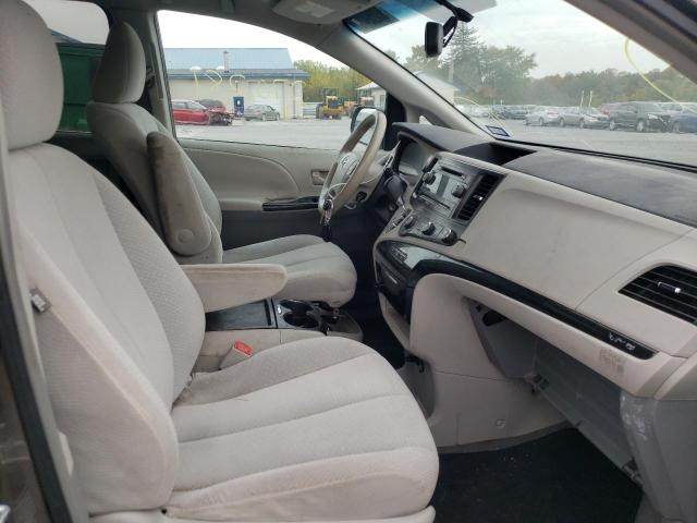 Photo 5 from auction – 2011 TOYOTA SIENNA LE with VIN 5TDJK3DC2BS002675