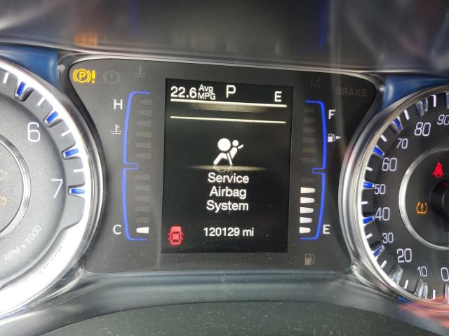 Photo 8 from auction – 2016 CHRYSLER 200 LIMITE with VIN 1C3CCCAB6GN120621
