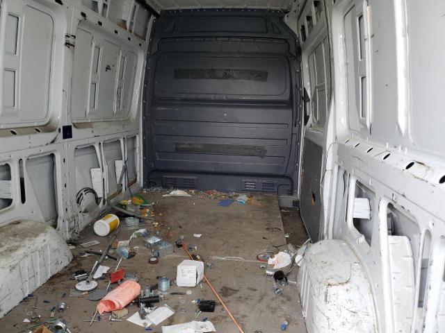 Photo 6 from auction – 2014 MERCEDES-BENZ SPRINTER 2 with VIN WD3PE7CC3E5857528