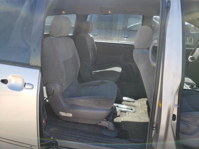 Photo 6 from auction – 2004 TOYOTA SIENNA CE with VIN 5TDZA23C84S212539