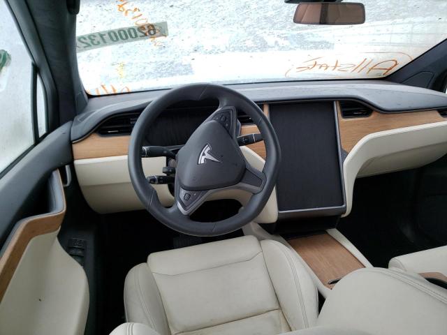 Photo 8 from auction – 2020 TESLA MODEL X with VIN 5YJXCDE22LF231320