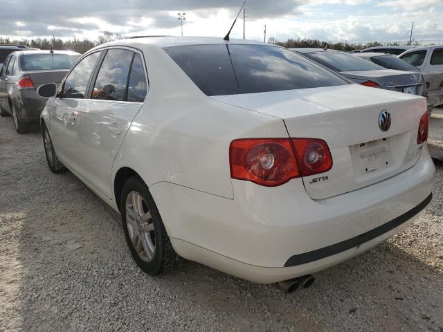 Photo 3 from auction – 2007 VOLKSWAGEN JETTA WOLF with VIN 3VWEF71K07M168268