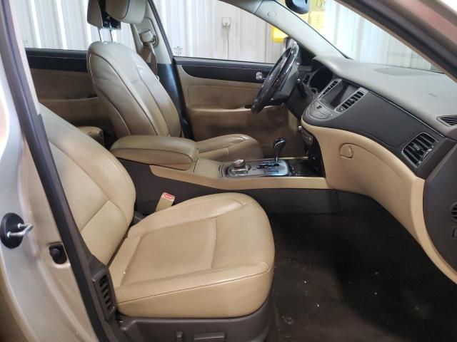 Photo 5 from auction – 2010 HYUNDAI GENESIS 4. with VIN KMHGC4DF0AU072639