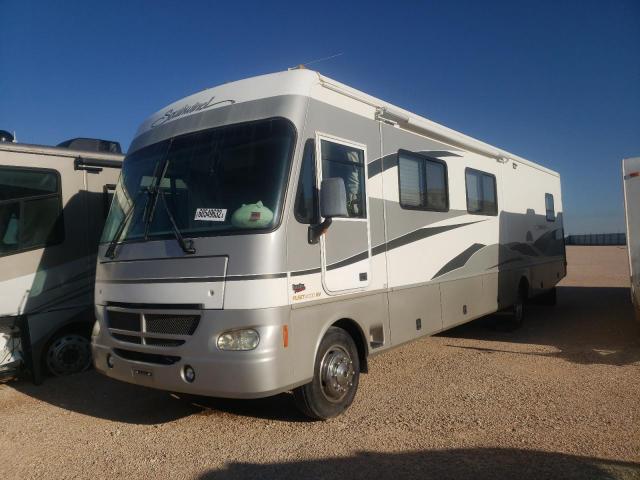 Photo 2 from auction – 2002 FLEETWOOD SOUTHWIND with VIN 5B4MP67G623346340
