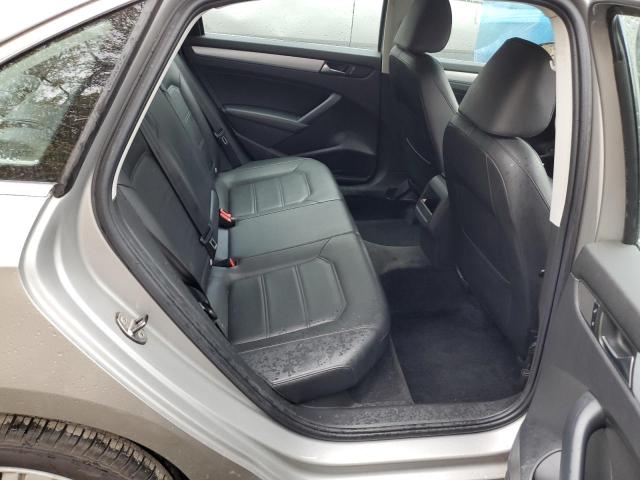 Photo 6 from auction – 2012 VOLKSWAGEN PASSAT SE with VIN 1VWBP7A35CC004700