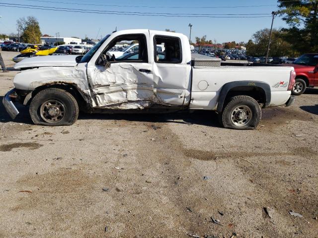 Photo 10 from auction – 2003 CHEVROLET SILVERADO with VIN 1GCHK29123E146184