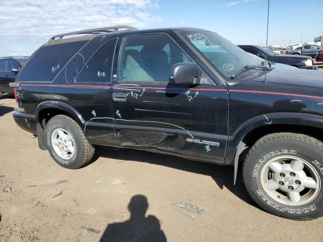 Photo 9 from auction – 2016 CHEVROLET BLAZER with VIN 1GNCT18W2YK245425