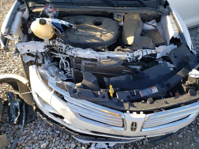 Photo 7 from auction – 2017 LINCOLN MKC SELECT with VIN 5LMCJ2C94HUL56173