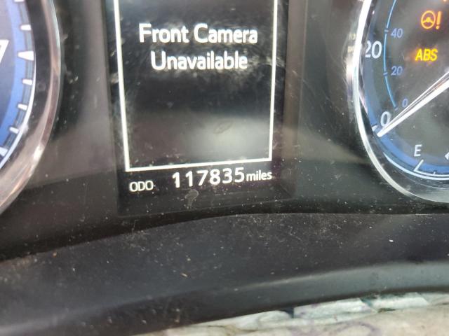 Photo 8 from auction – 2018 TOYOTA COROLLA L with VIN 5YFBURHEXJP823401