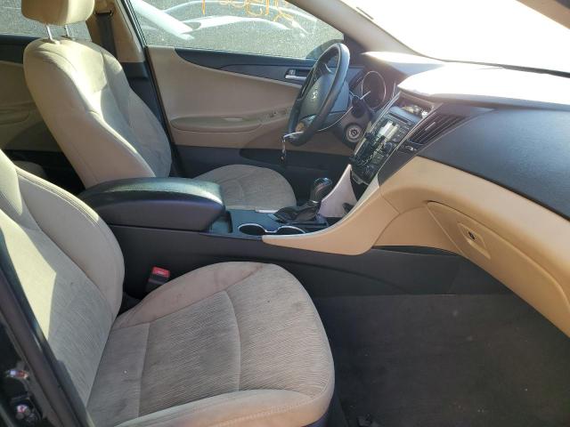 Photo 5 from auction – 2012 HYUNDAI SONATA GLS with VIN 5NPEB4AC1CH345982