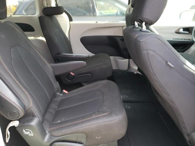 Photo 6 from auction – 2017 CHRYSLER PACIFICA T with VIN 2C4RC1BG1HR811466