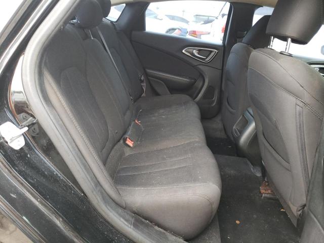 Photo 6 from auction – 2016 CHRYSLER 200 LIMITE with VIN 1C3CCCABXGN108052