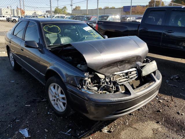 TOYOTA CAMRY LE 2001 with VIN 4T1BF28K91U971965 - Photo from auction