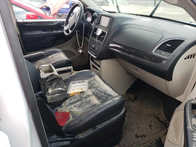 Photo 5 from auction – 2014 CHRYSLER TOWN & COU with VIN 2C4RC1BG7ER247267