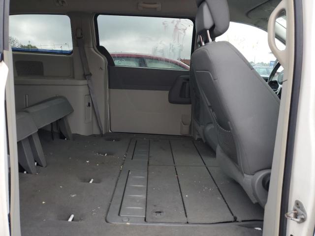 Photo 6 from auction – 2010 CHRYSLER TOWN & COU with VIN 2A4RR2D15AR361219