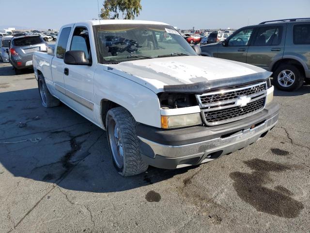 CHEVROLET SILVERADO 2003 with VIN 2GCEC19V731357198 - Photo from auction