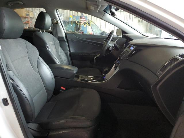 Photo 5 from auction – 2013 HYUNDAI SONATA SE with VIN 5NPEC4AC6DH802977