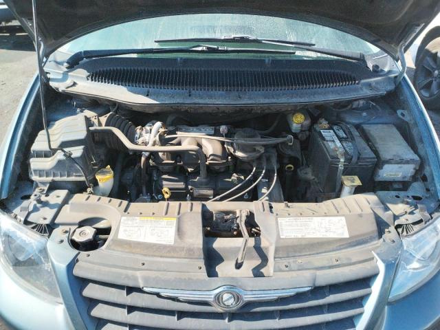 Photo 7 from auction – 2006 CHRYSLER TOWN & COU with VIN 1A4GP45R16B745291