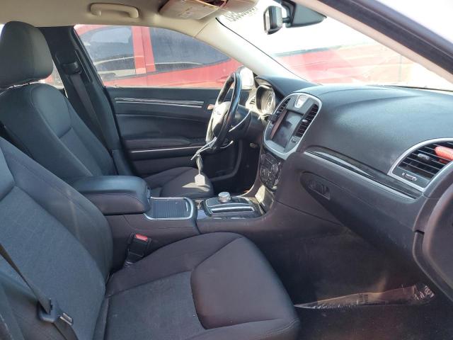 Photo 5 from auction – 2019 CHRYSLER 300 TOURIN with VIN 2C3CCAAG8KH590148